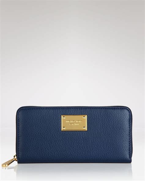 michael kors navy blue wallet.